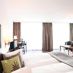 فندق Alpenhof 3*